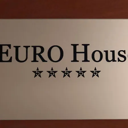 Auberge de jeunesse Euro House à Modène Extérieur photo